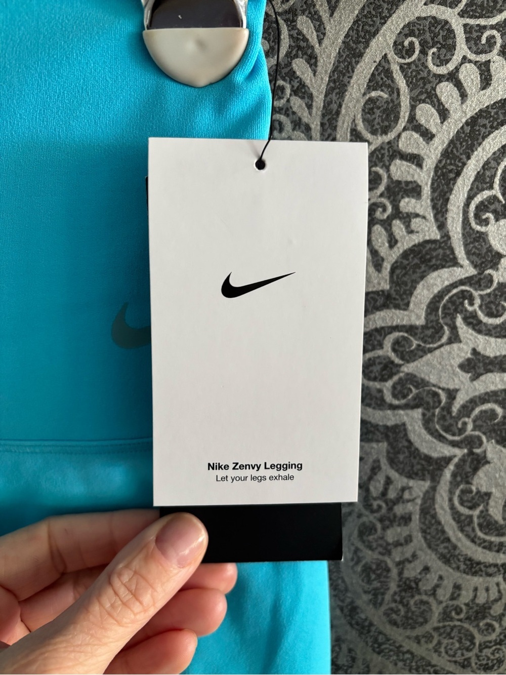 Nike Women's Zenvy Leggings Bright Turquoise High-Rise Bike Shorts - Picture 2 of 5